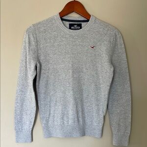 Hollister light weight sweater, xs